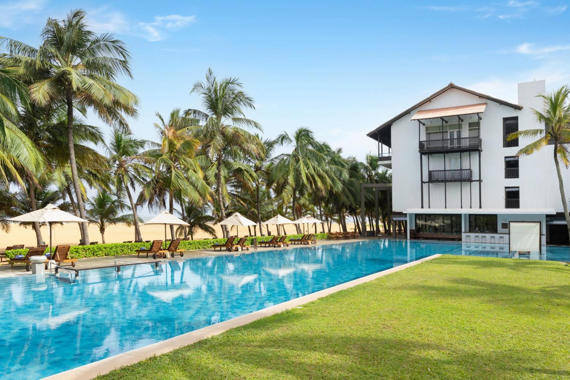 Jetwing Blue Hotel Negombo Exterior foto