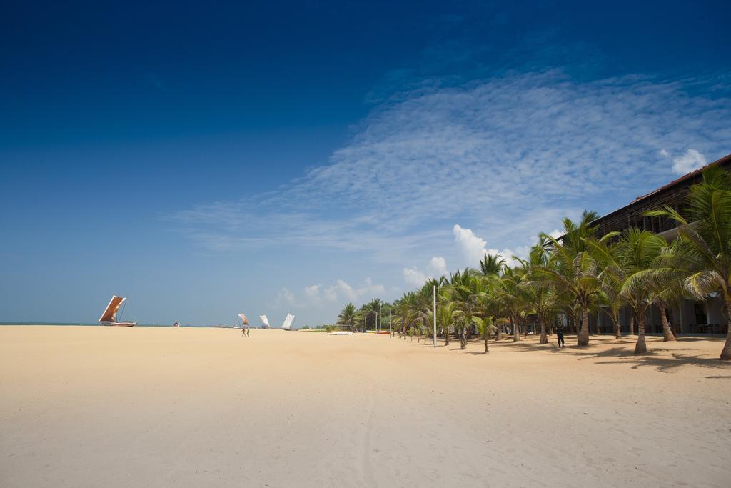 Jetwing Blue Hotel Negombo Exterior foto